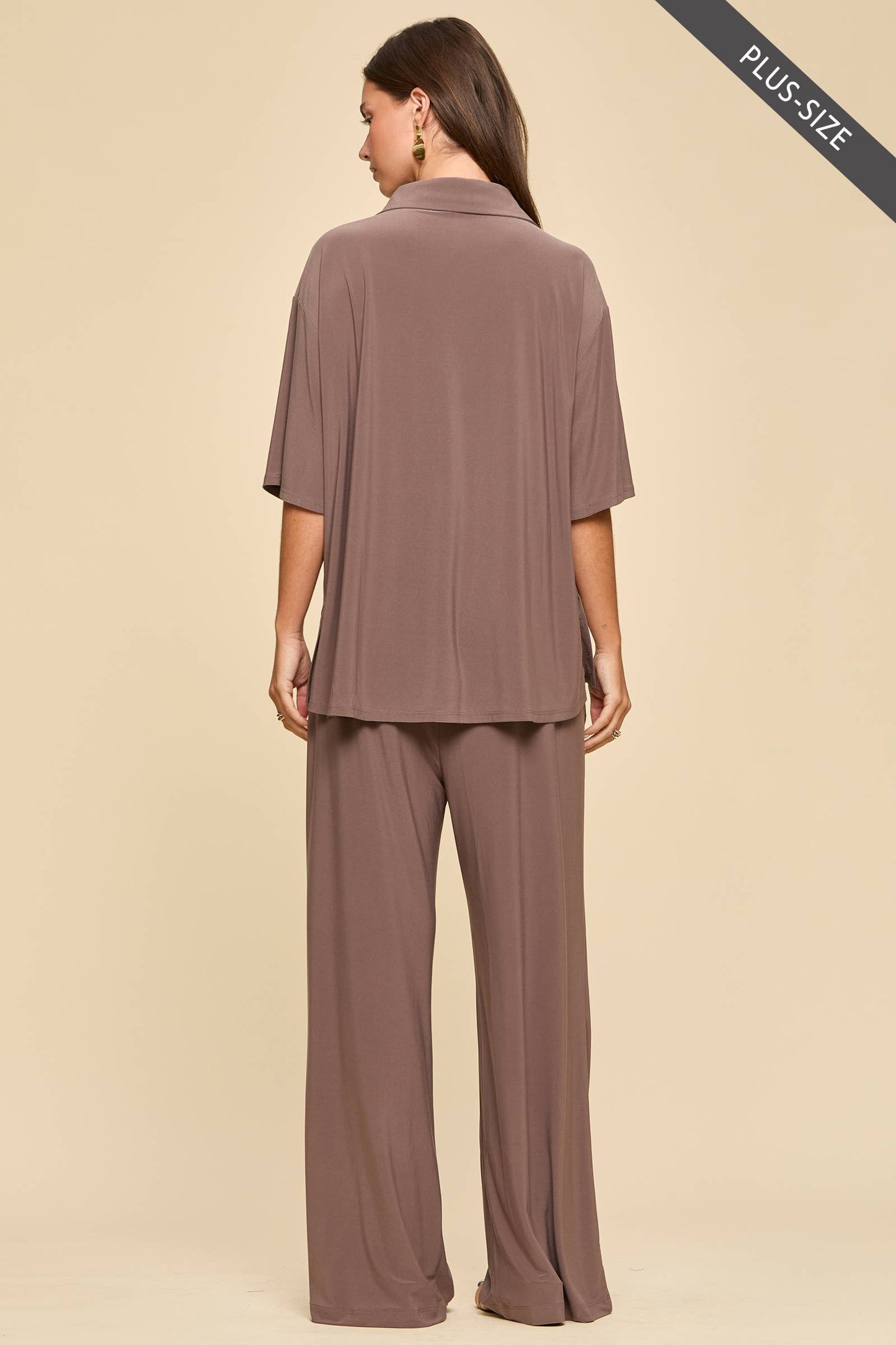 CURVY Blouse + Relaxed Pants Resort Wear Set: MOCHA