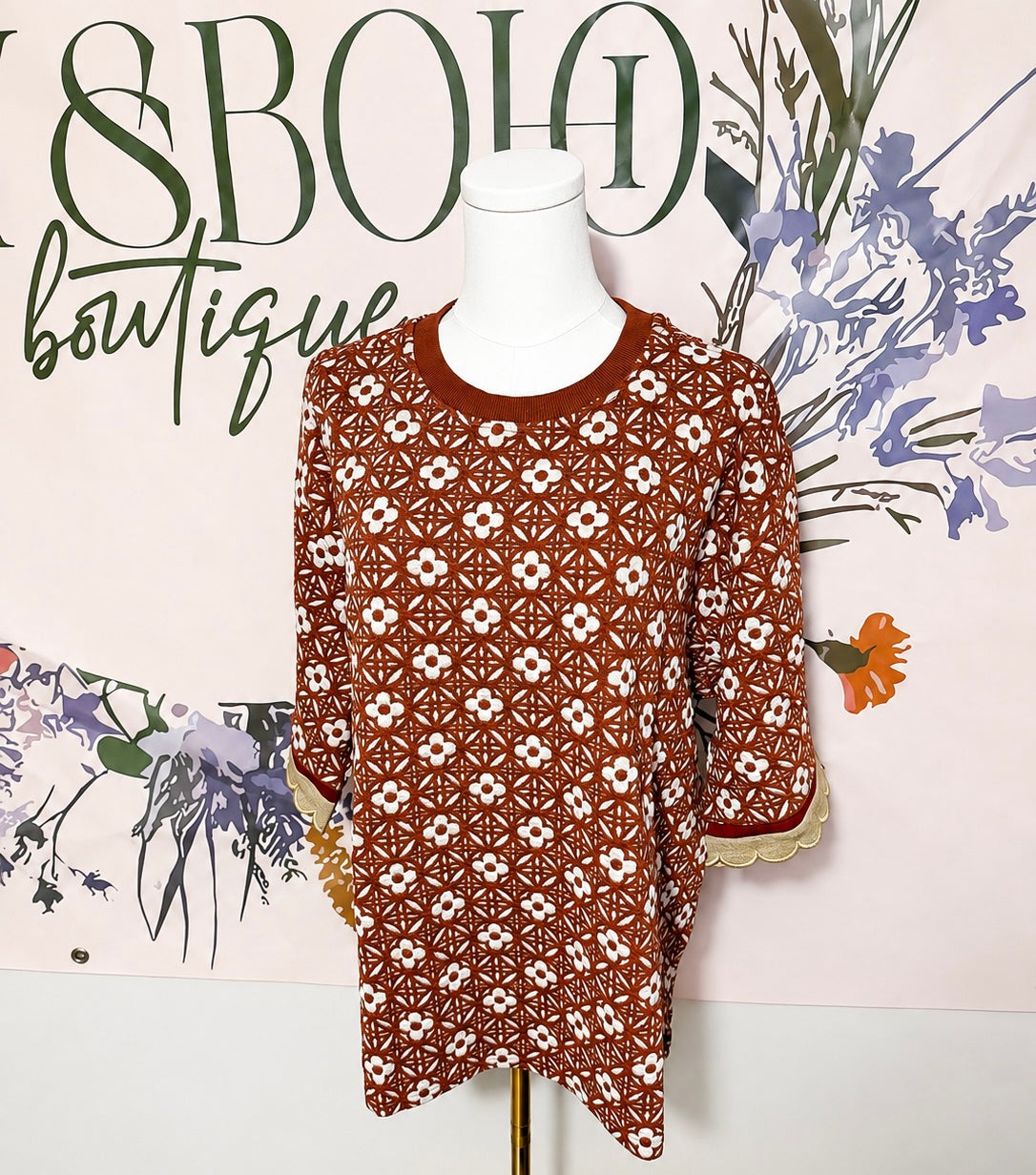 Curvy: Rust & Daisies Top
