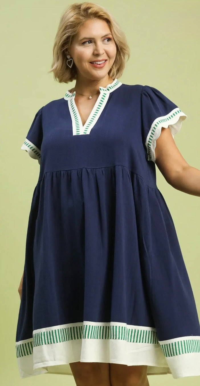 Curvy: Navy & Nice Dress