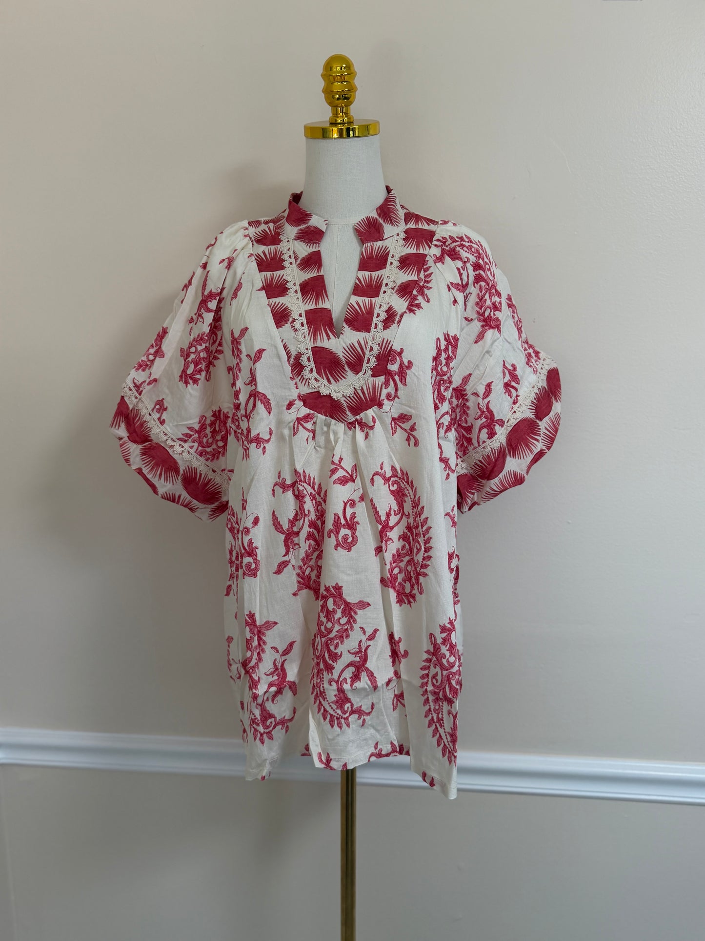Curvy: Cherry Blossom Breeze Top