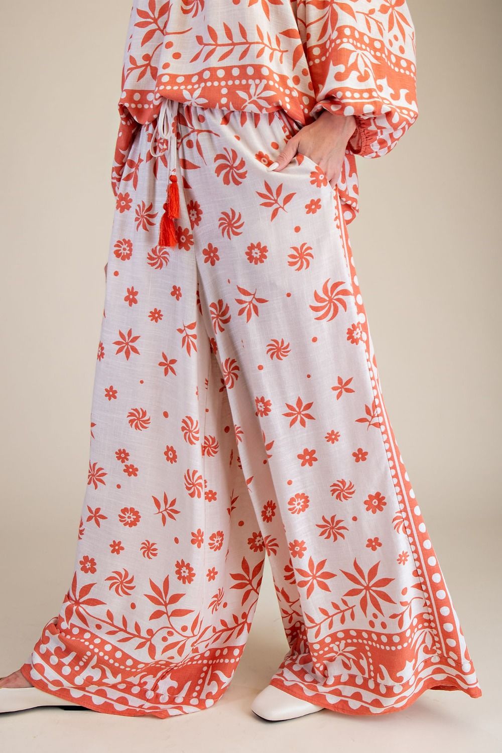 Curvy: Peach Tea Floral Set