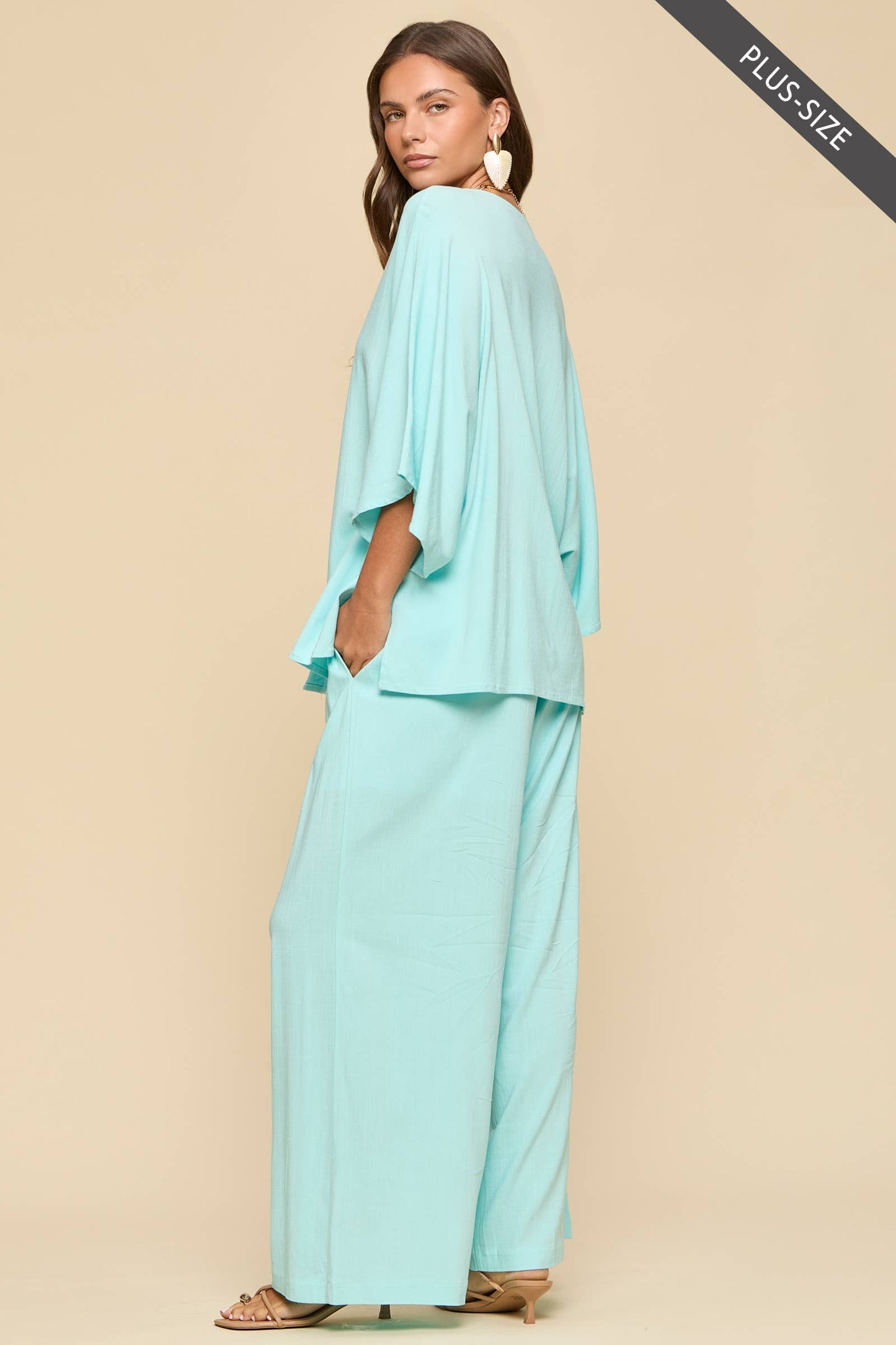 Curvy: 2-Piece Linen Summer Set: Baby Blue