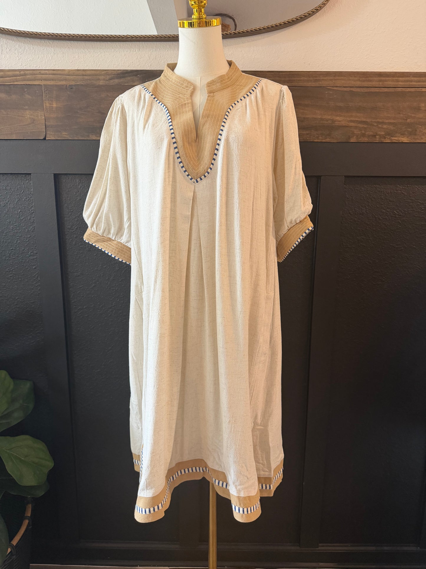 Curvy: Coastline Linen Dream Dress