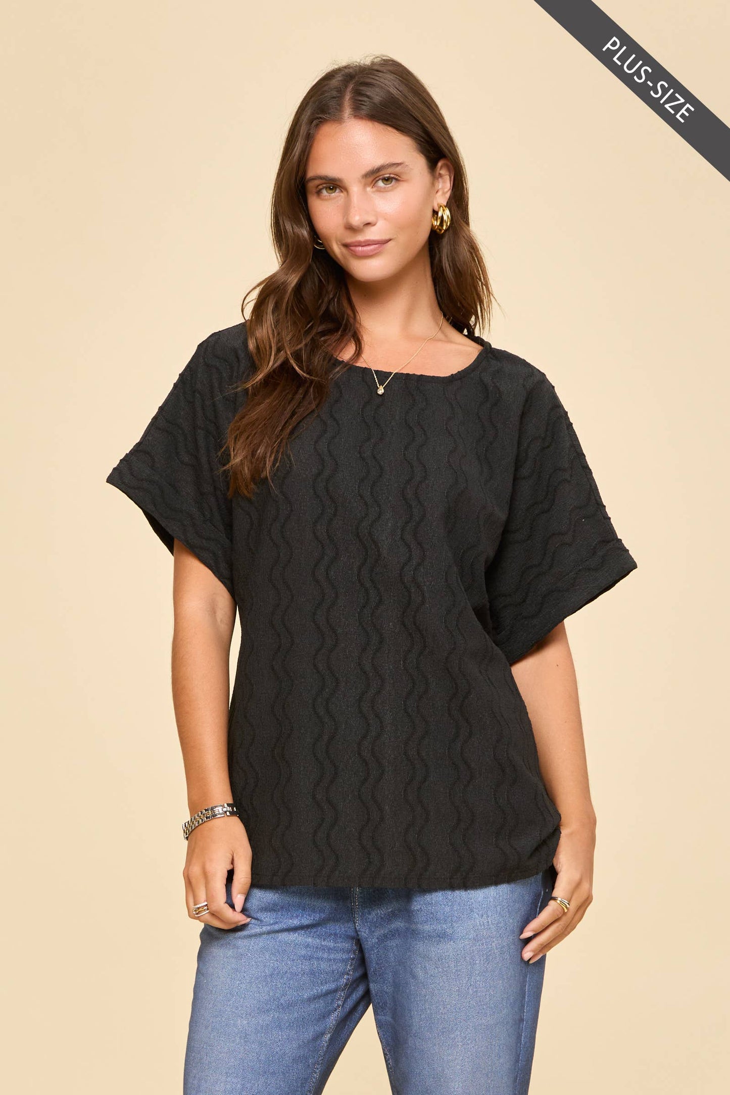 Curvy: The Black Tide T-Shirt