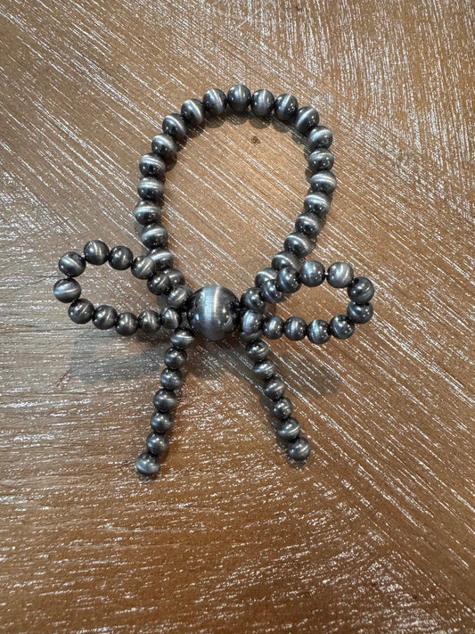 The Bow-tiful Bracelet