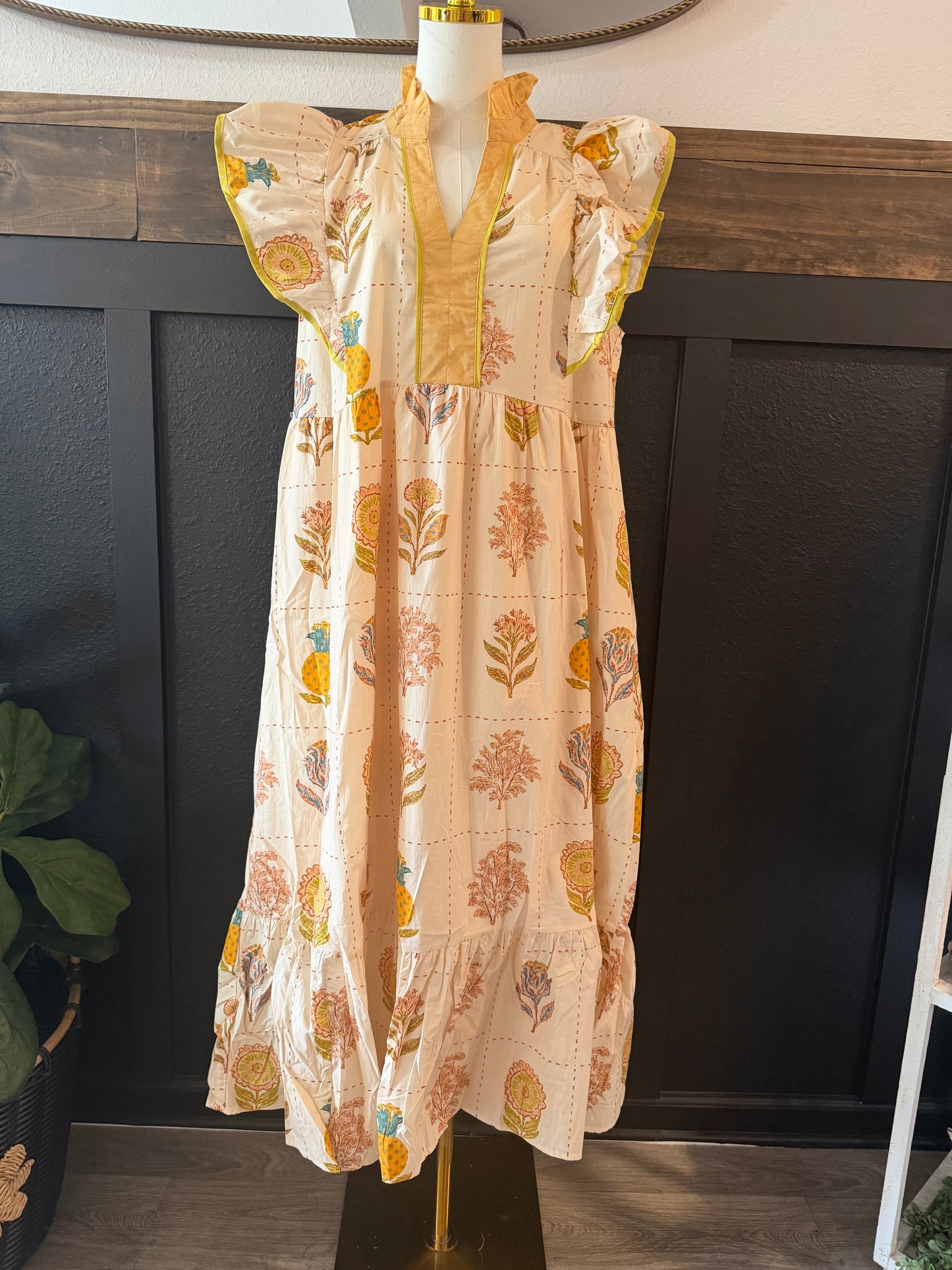 Curvy: Golden Grove Ruffle Dress