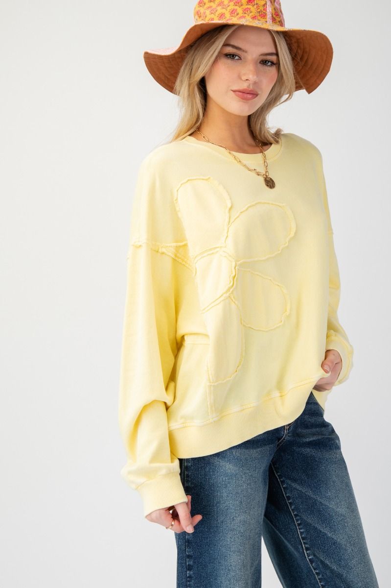 Curvy: Bloom Away Pullover