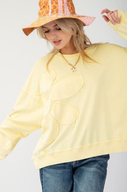 Curvy: Bloom Away Pullover