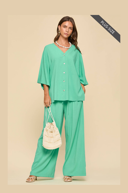 Curvy 2-Piece Linen Summer Set: Emerald