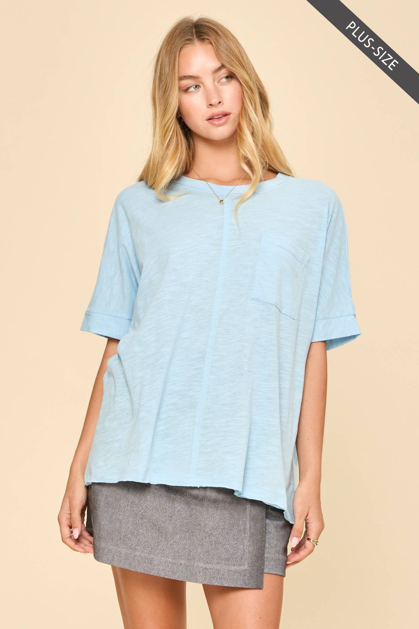 Curvy: Coastal Calm T-Shirt-Light Blue