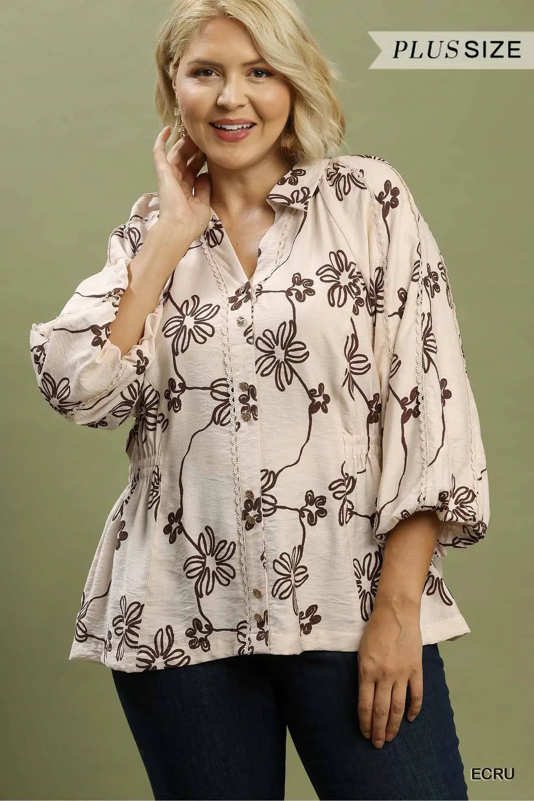 Curvy: Daisy Days Top